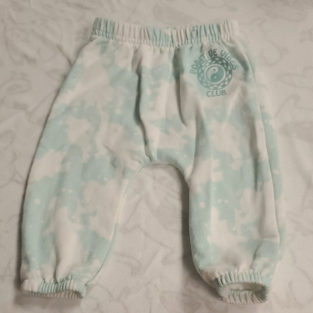 🐻 Garanimals Green and White Joggers with Elastic Waistband